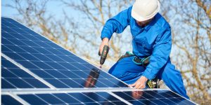 Installation Maintenance Panneaux Solaires Photovoltaïques à Talairan